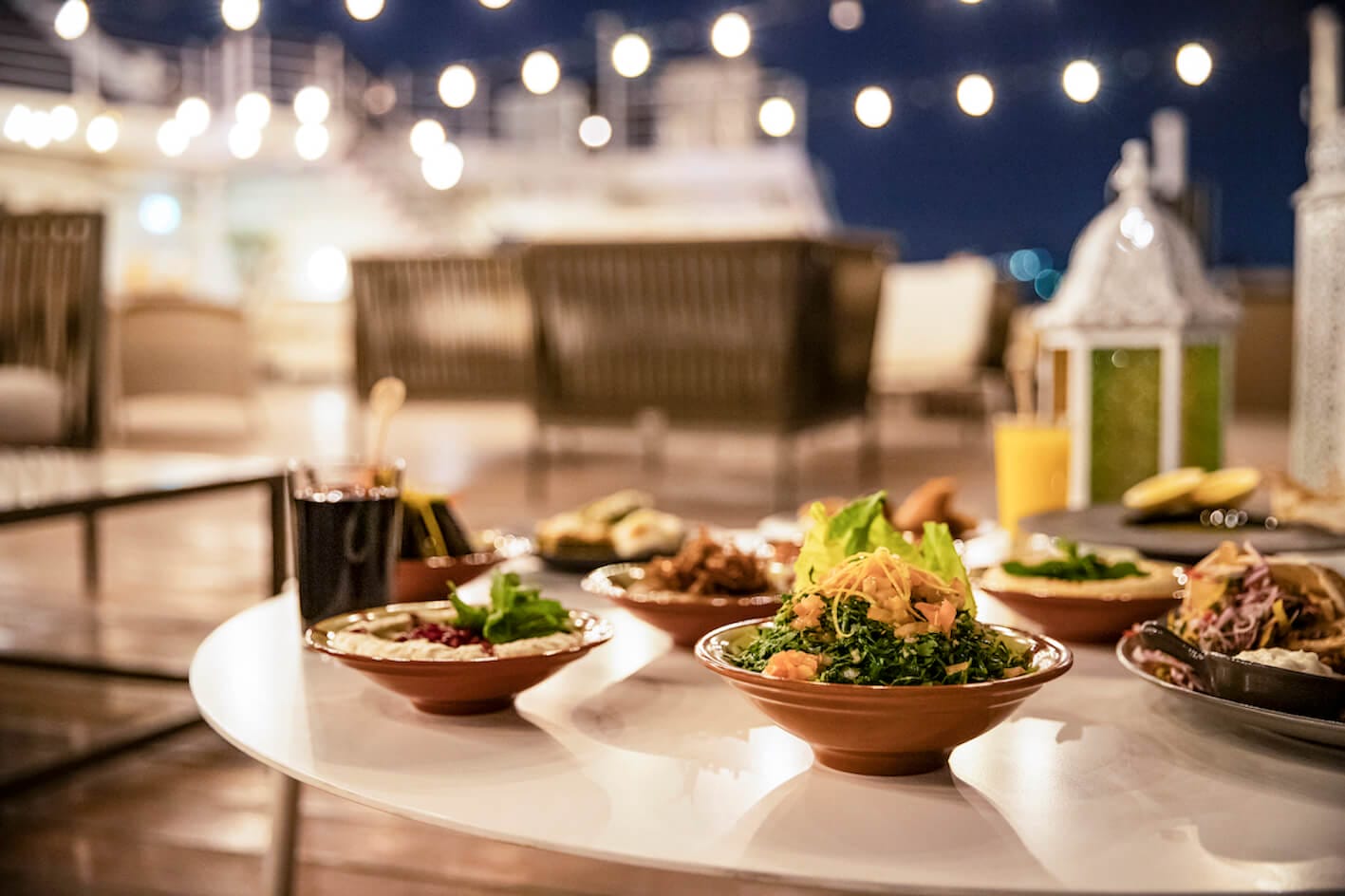 أفضل 10 مطاعم سحور رمضان في دبي ننصحك بها مع العناوين - مارد دبي